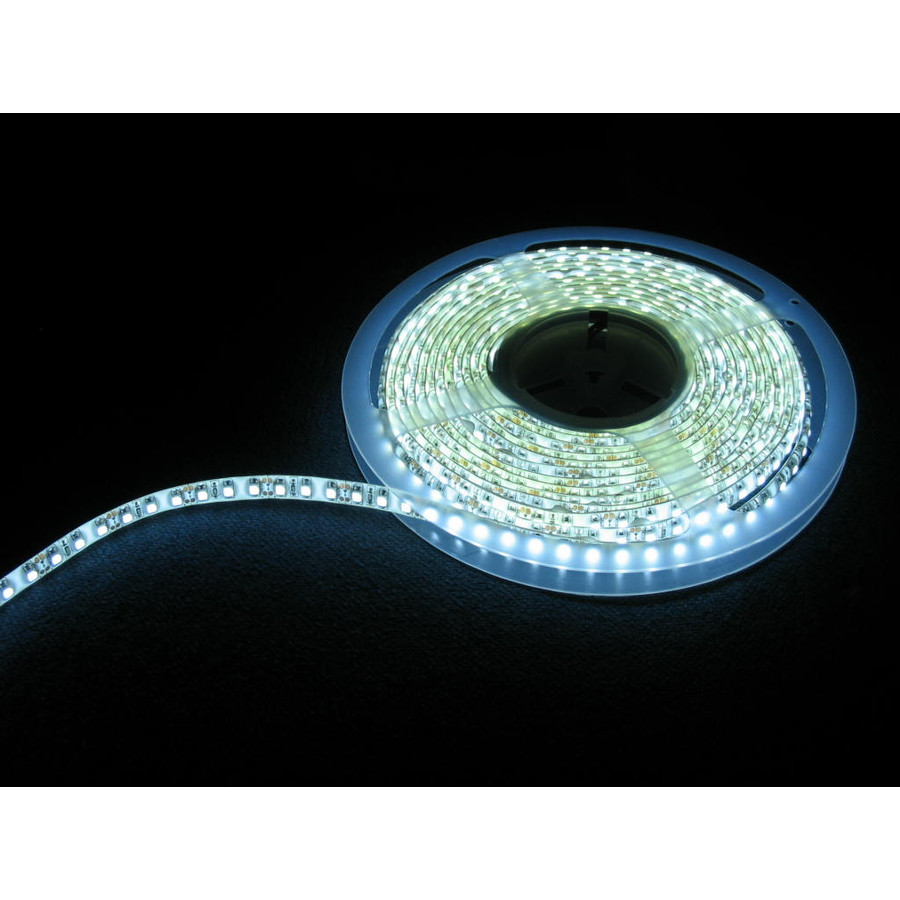 LED szalag 5050 3000k IP65 - 5 m LED szalag 5050 3000k IP65 - 5 m